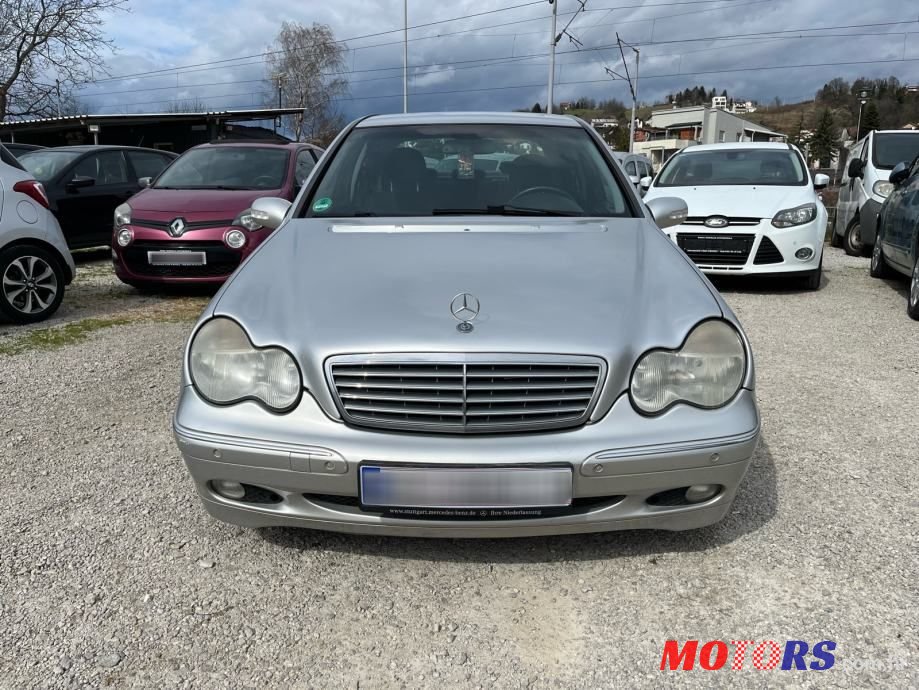2002' Mercedes-Benz C-Klasa 220 photo #2