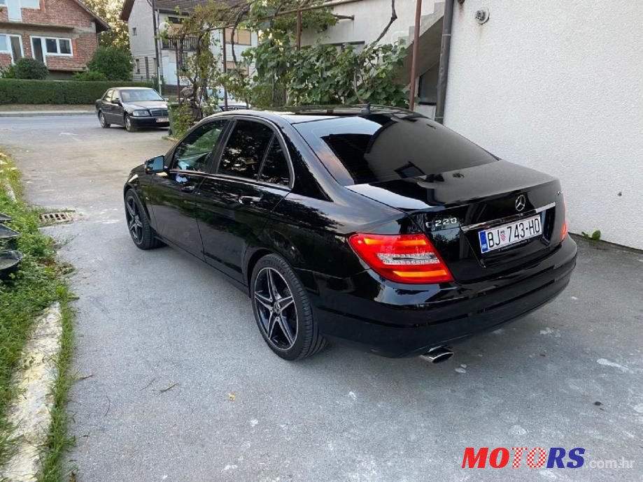 2011' Mercedes-Benz C-Klasa 220 Cdi photo #2