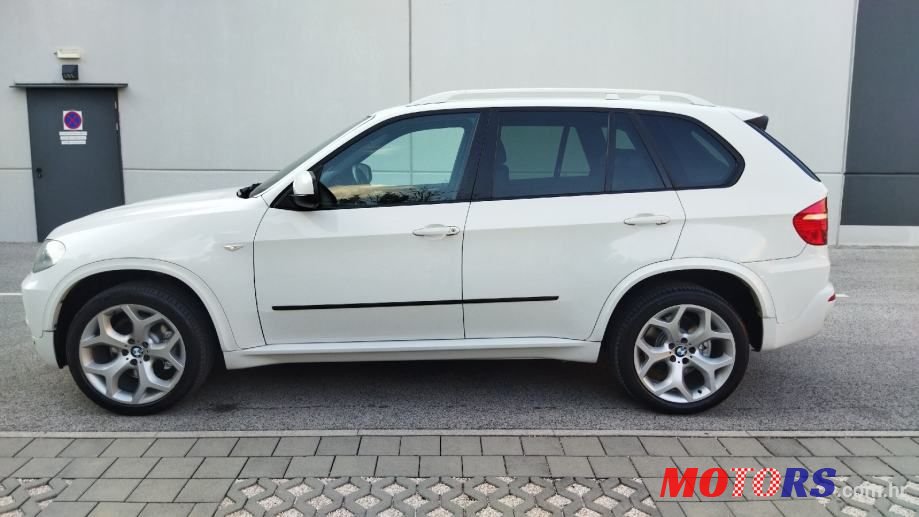 2009' BMW X5 Xdrive35D photo #3
