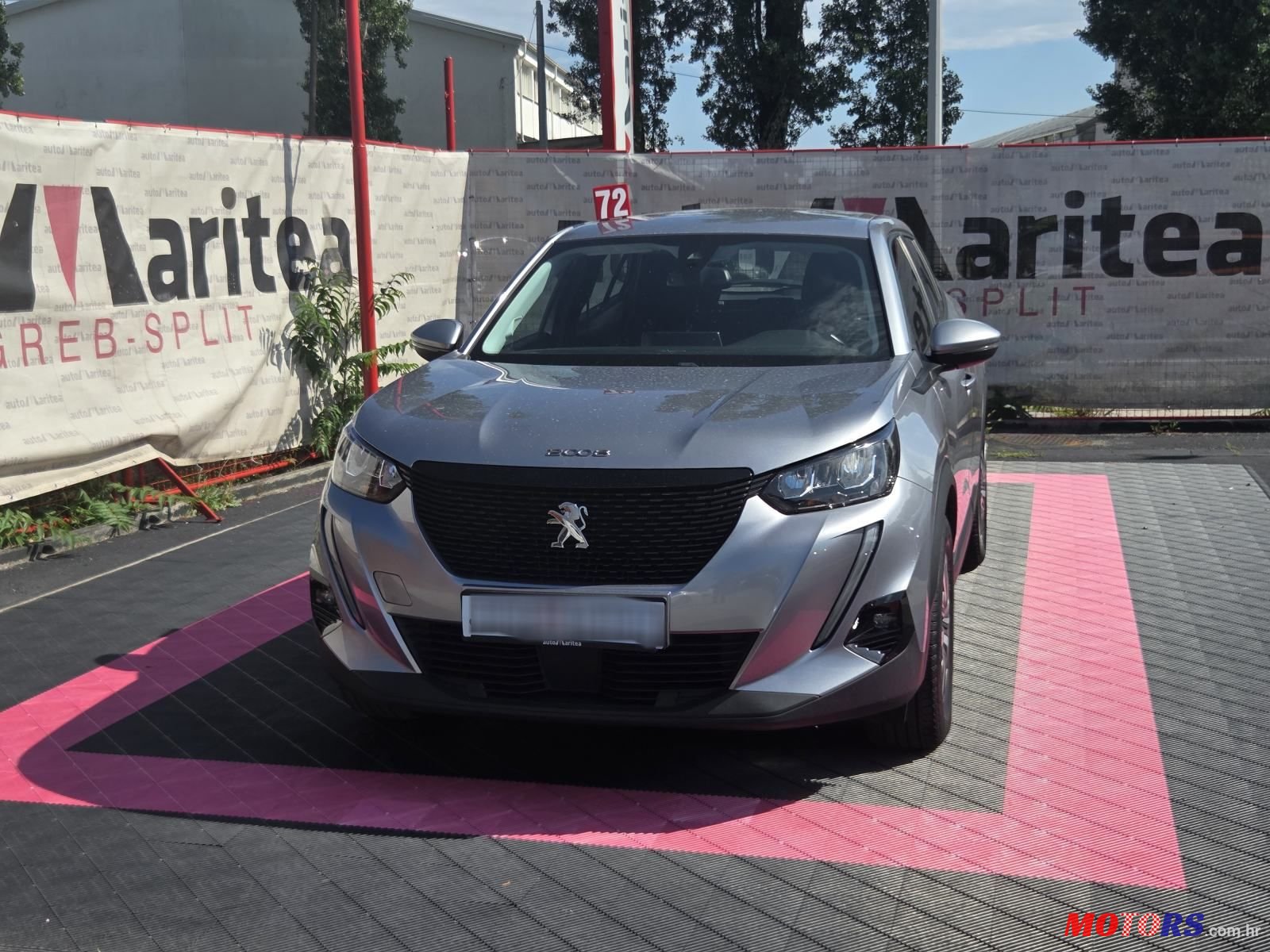 2021' Peugeot 2008 1,5 Bluehdi photo #1