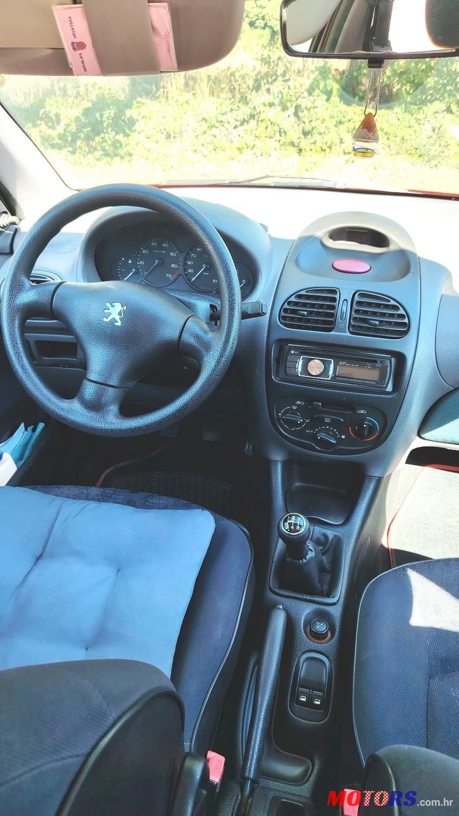 2000' Peugeot 206 206 1,1 photo #5