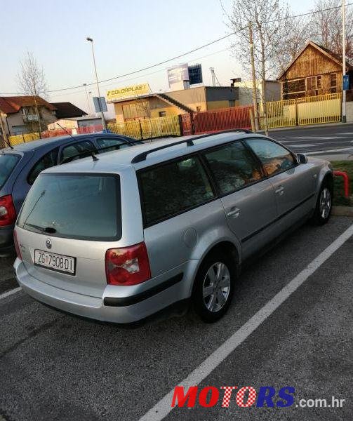 2002' Volkswagen Passat Variant 1,9 Tdi photo #1