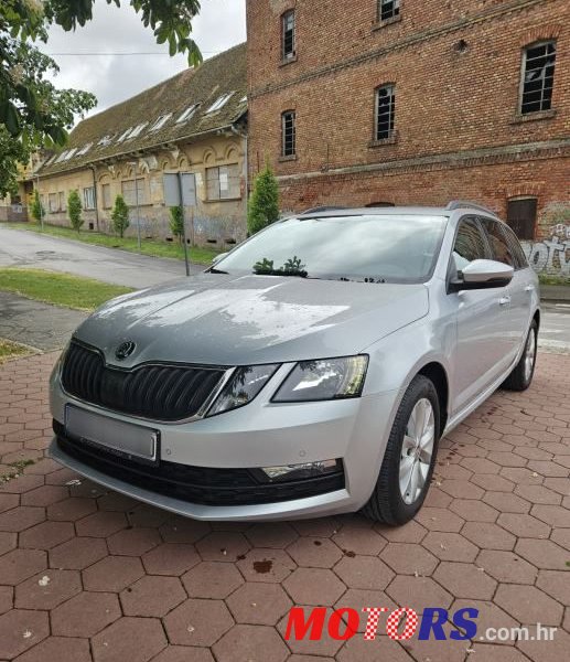 2017' Skoda Octavia Combi photo #3