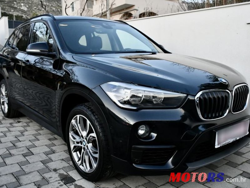 2017' BMW X1 16D photo #2