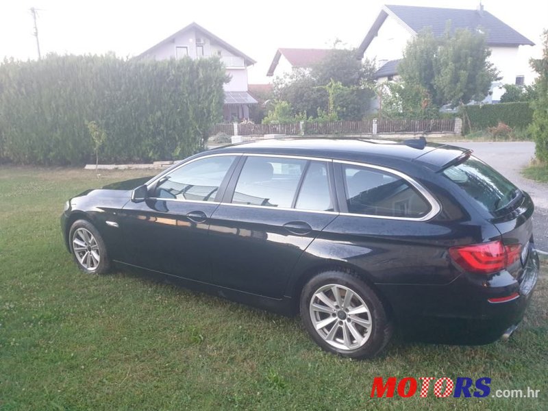 2012' BMW Serija 5 Touring 520D photo #2