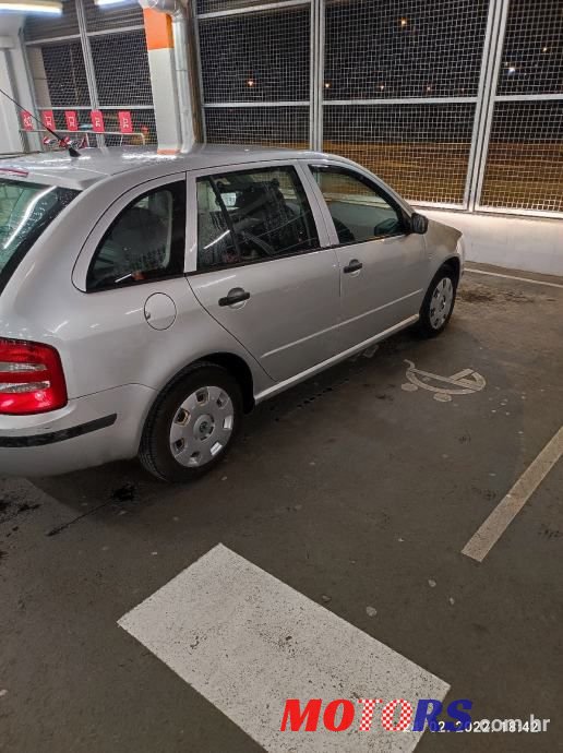 2002' Skoda Fabia Combi photo #2