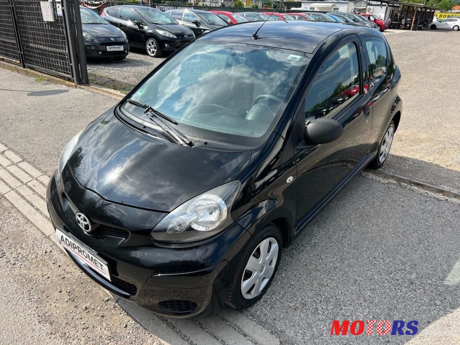 2009' Toyota Aygo photo #3