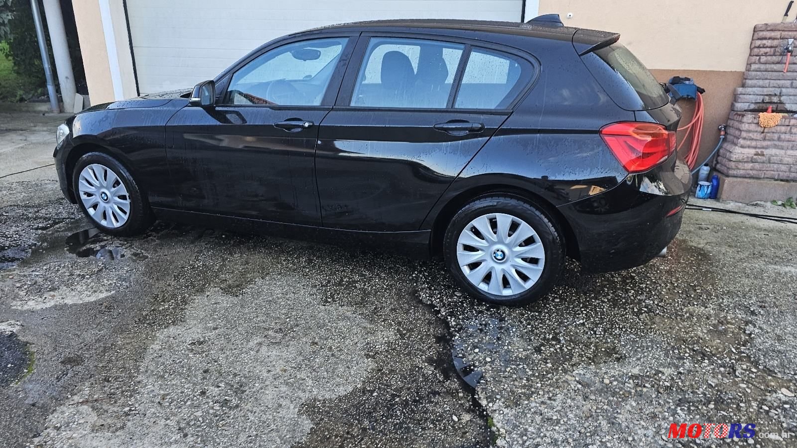 2016' BMW Serija 1 116D photo #2