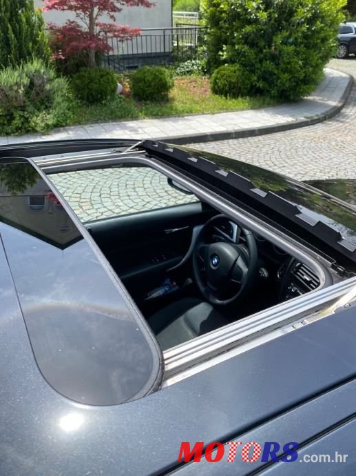 2011' BMW Serija 1 116D photo #4