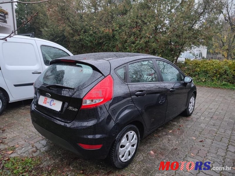 2011' Ford Fiesta 1,6 photo #2