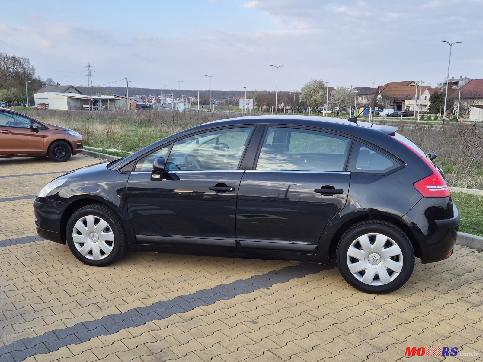 2006' Citroen C4 1,6 I 16V Sx photo #2