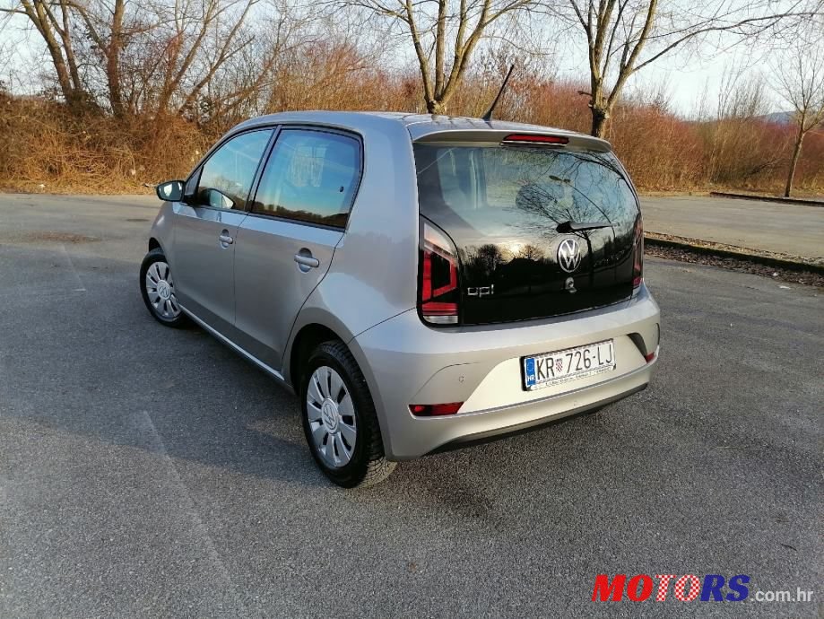2020' Volkswagen Up! 1,0 Tsi photo #6