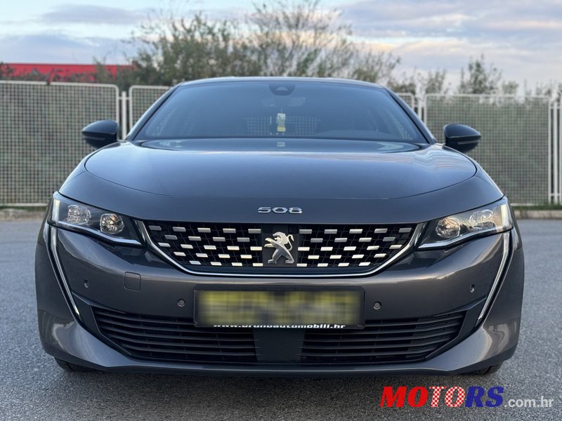 2019' Peugeot 508 130 S&S photo #2