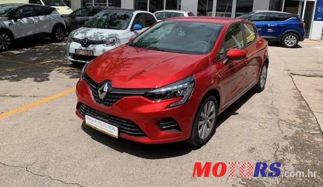 2020' Renault Clio photo #1