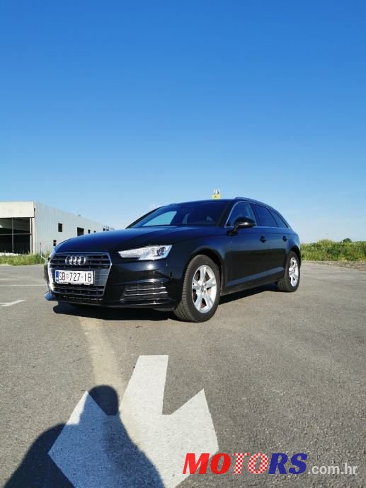 2016' Audi A4 Avant photo #2