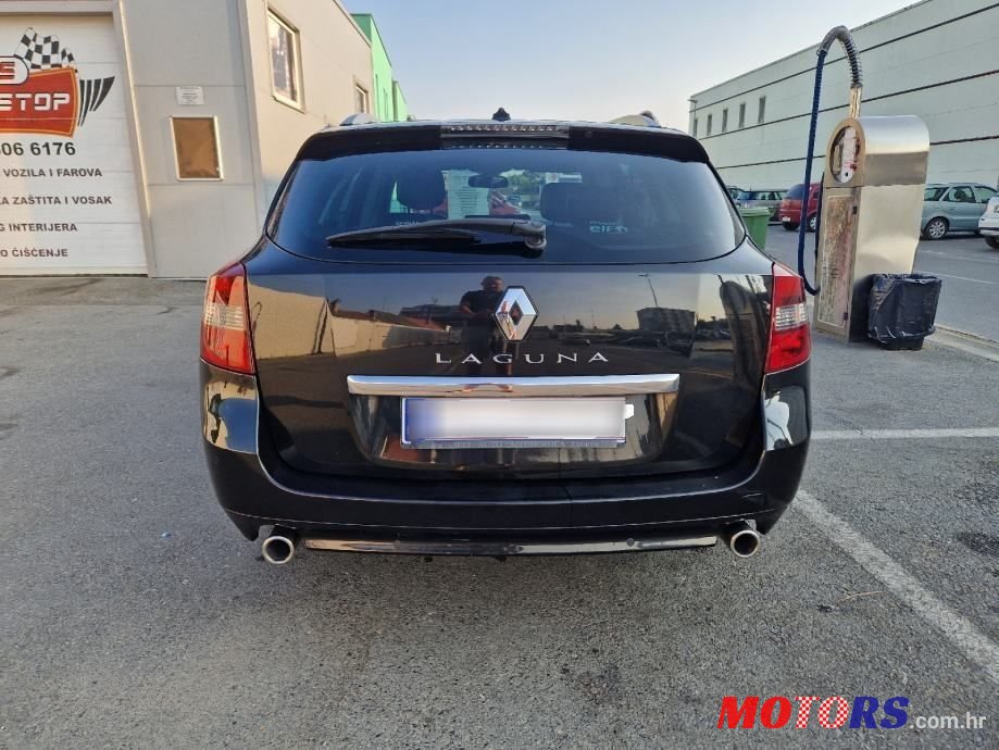 2014' Renault Laguna Break photo #6