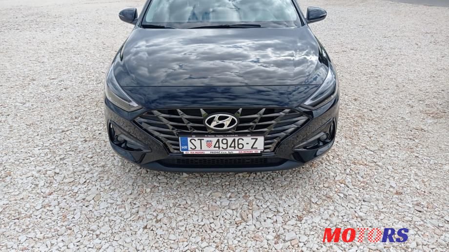 2021' Hyundai i30 photo #3