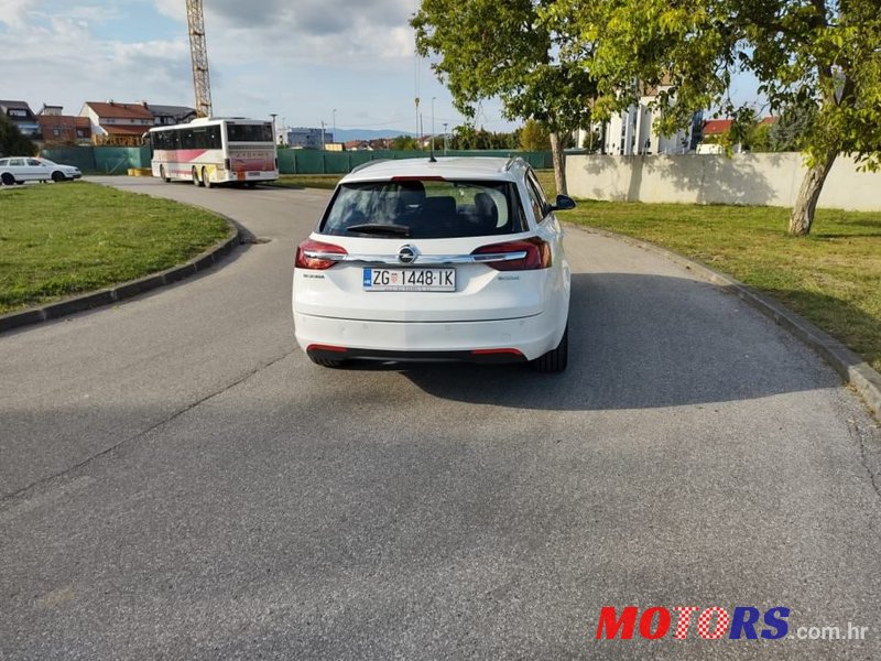 2015' Opel Insignia Karavan photo #2