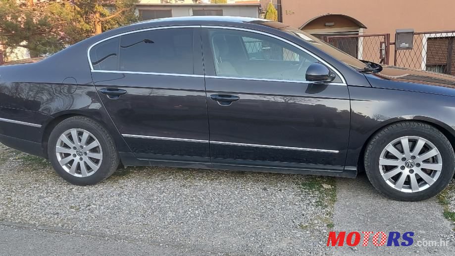 2010' Volkswagen Passat 2,0 Tdi photo #2