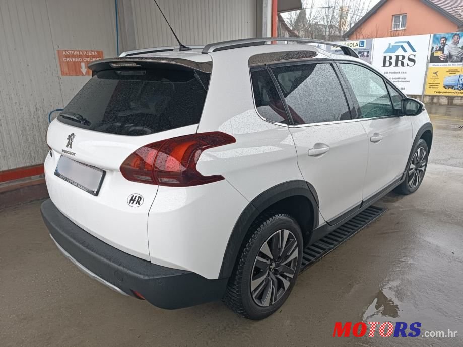 2018' Peugeot 2008 1,6 photo #2