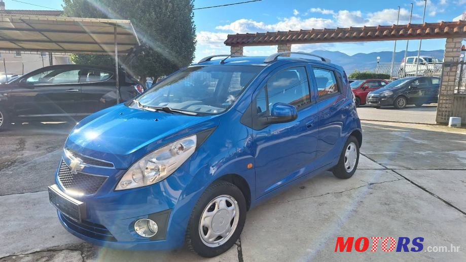 2010' Chevrolet Spark photo #2