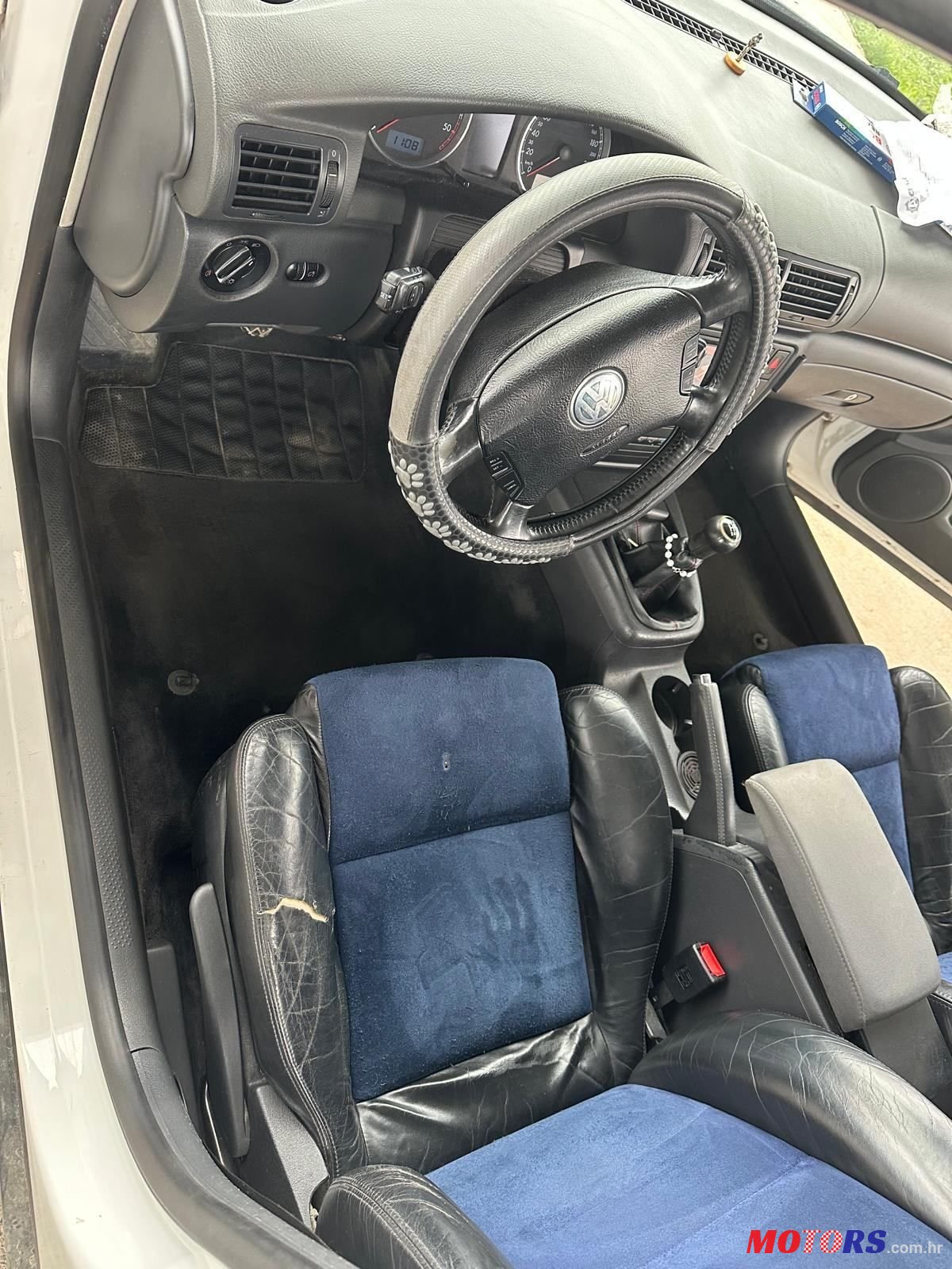 2004' Volkswagen Passat 1,9 Tdi photo #4