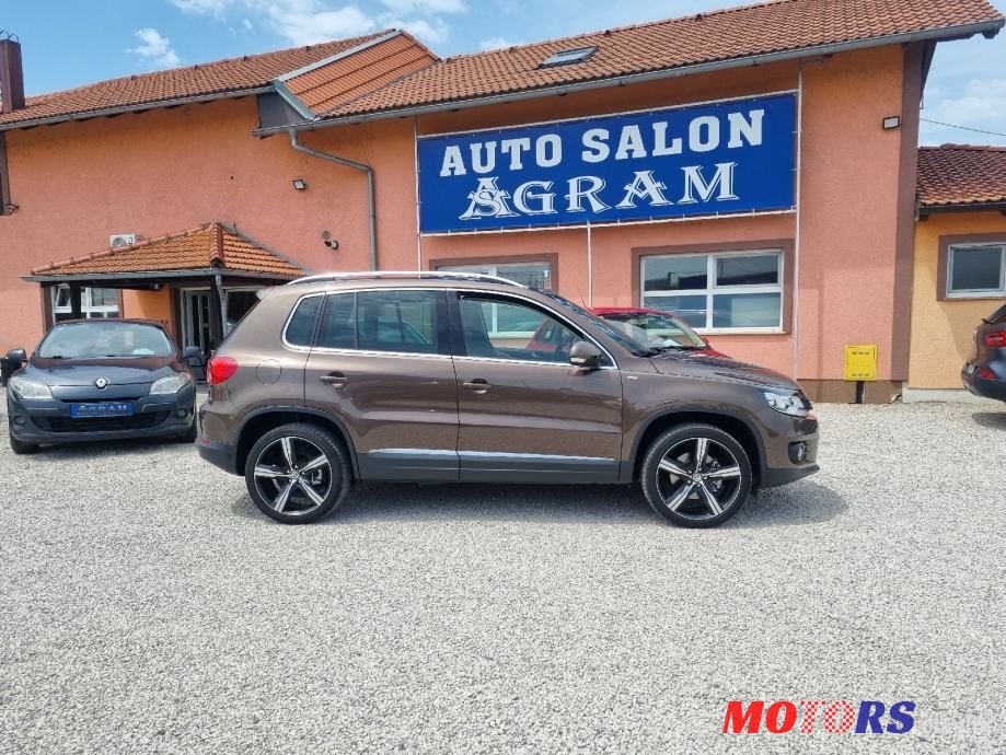 2014' Volkswagen Tiguan photo #6