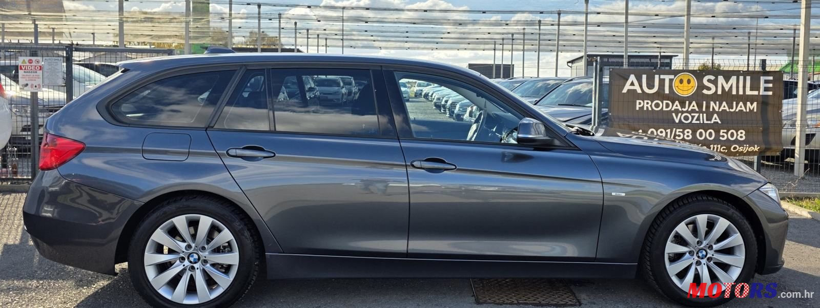 2013' BMW Serija 3 318D photo #5