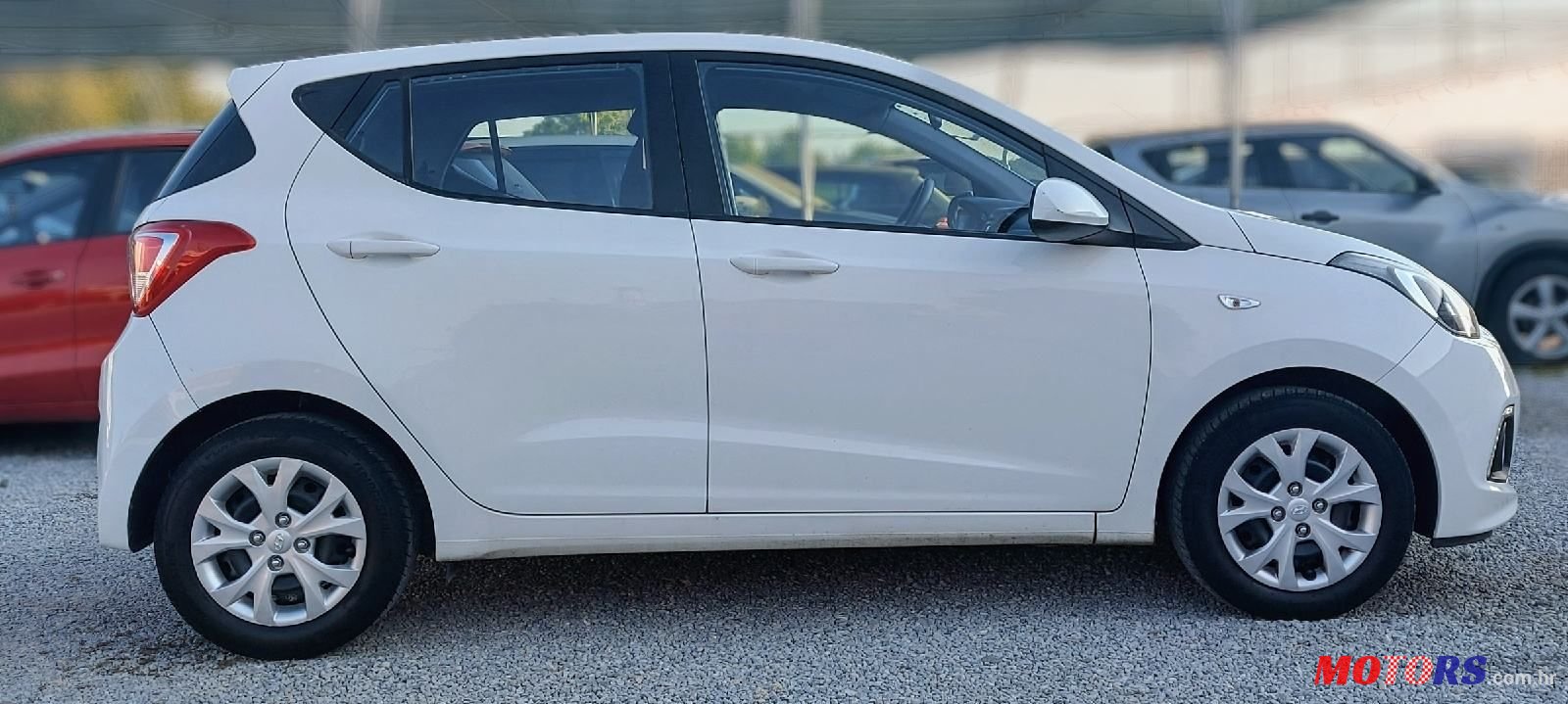 2014' Hyundai i10 1,0 photo #3