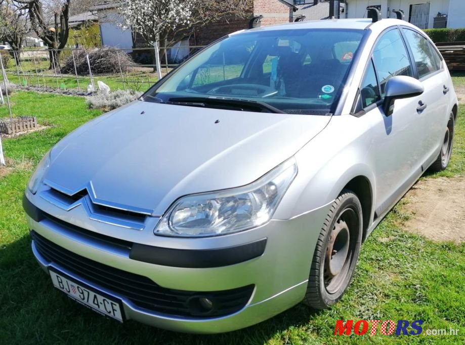 2006' Citroen C4 photo #1