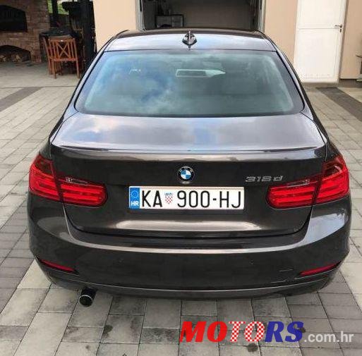 2014' BMW Serija 3 316D photo #5