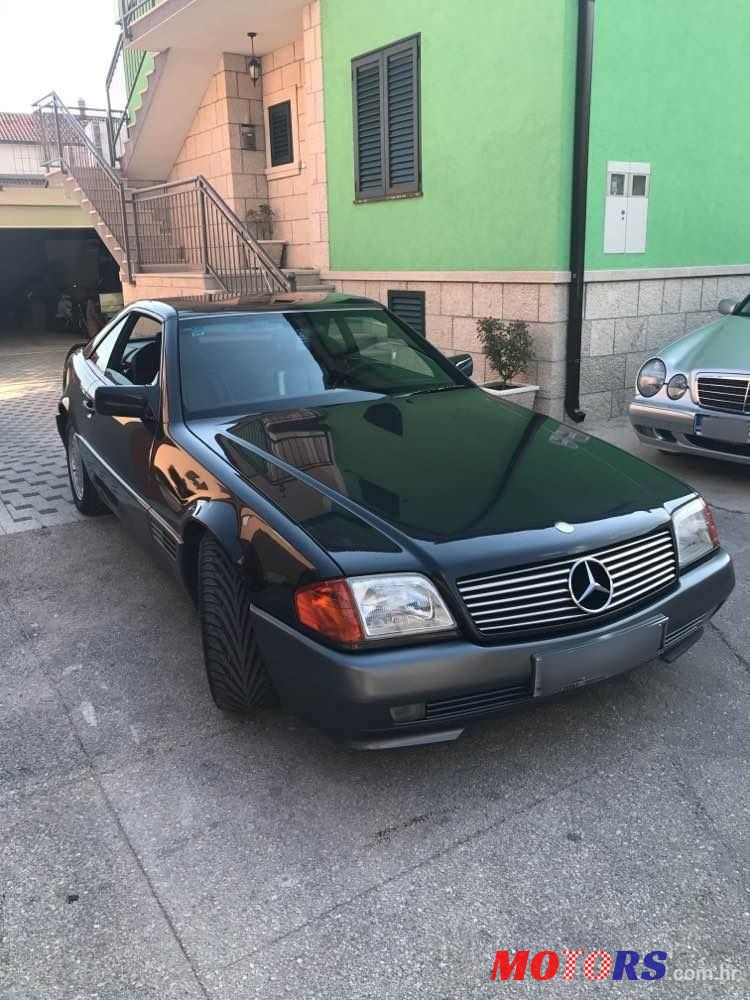 1991' Mercedes-Benz SL 300 photo #4