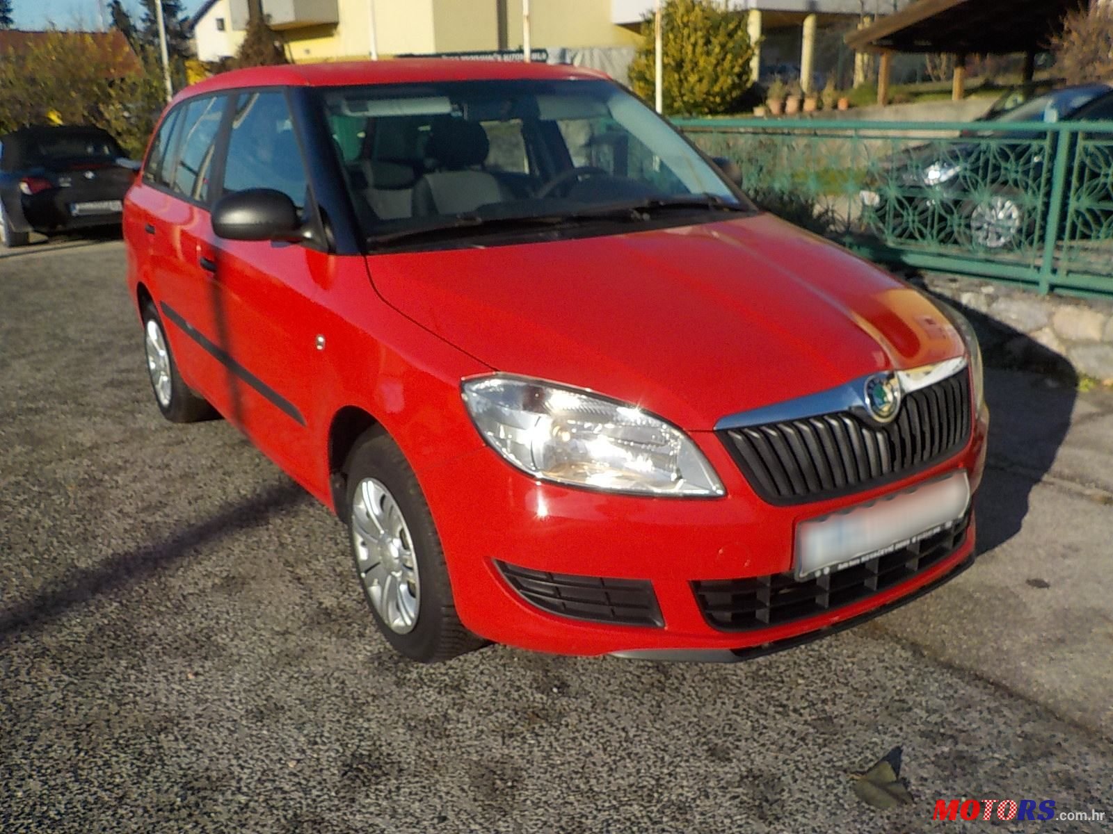 2011' Skoda Fabia Combi photo #2