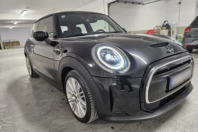 2022' MINI Cooper 1
