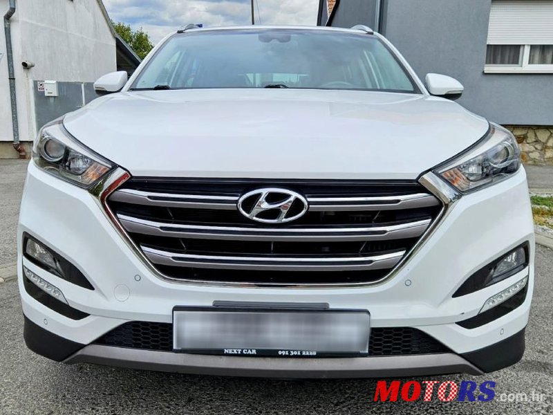 2016' Hyundai Tucson 1.7 Crdi photo #2