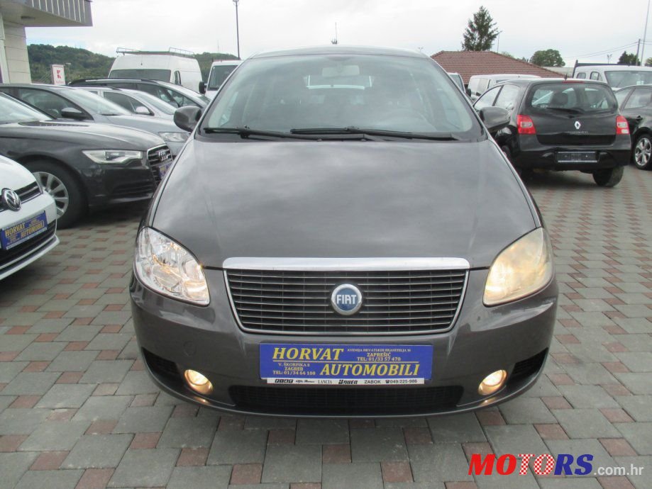 2005' Fiat Croma photo #2