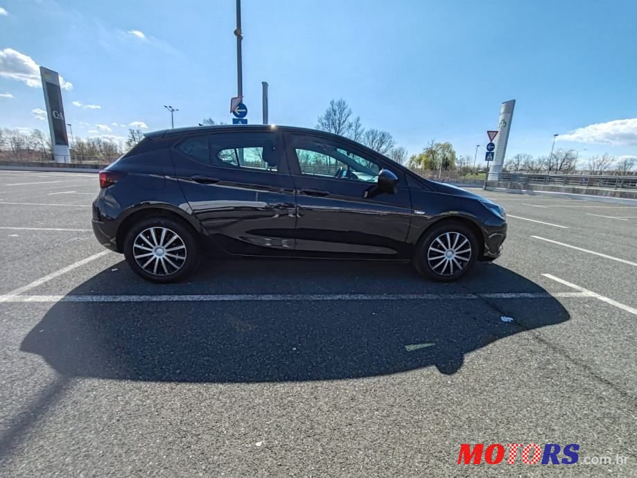 2016' Opel Astra 1.6 Cdti photo #3