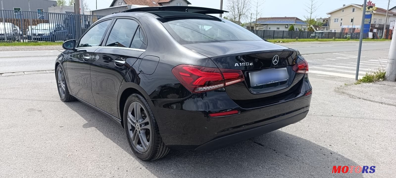 2020' Mercedes-Benz A-Klasa 180 D photo #5
