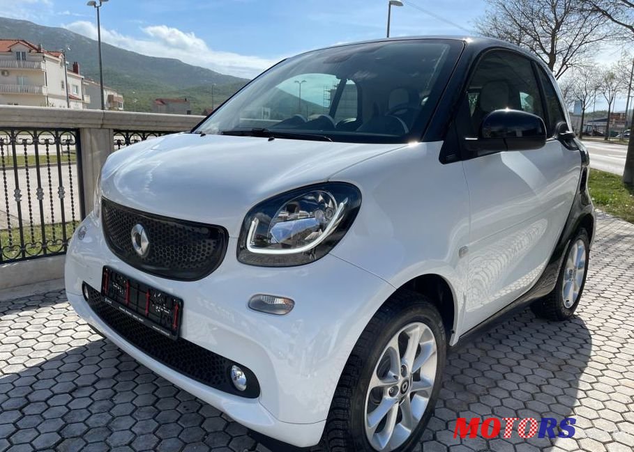 2015' Smart Fortwo Coupe Fortwo photo #1