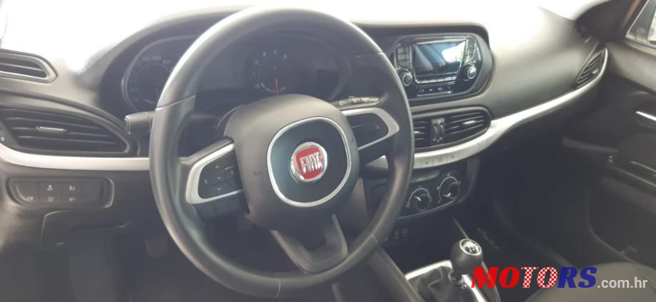 2017' Fiat Tipo photo #4