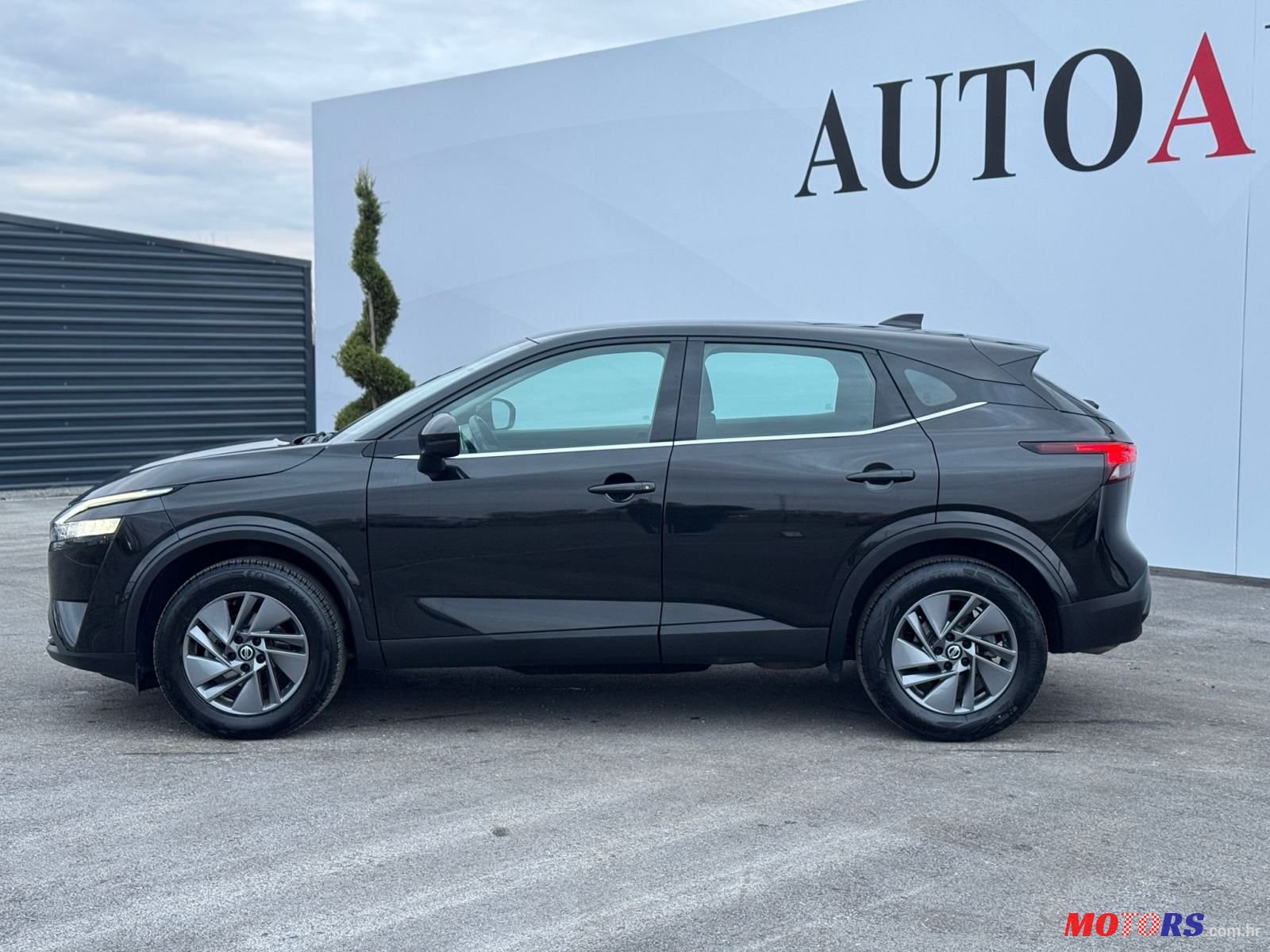 2022' Nissan Qashqai 1.3 photo #2