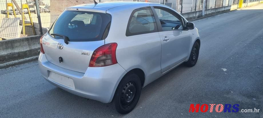 2007' Toyota Yaris 1,3 Vvt-I photo #5