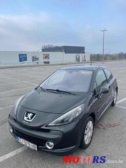 2007' Peugeot 207 1,6 Hdi photo #2