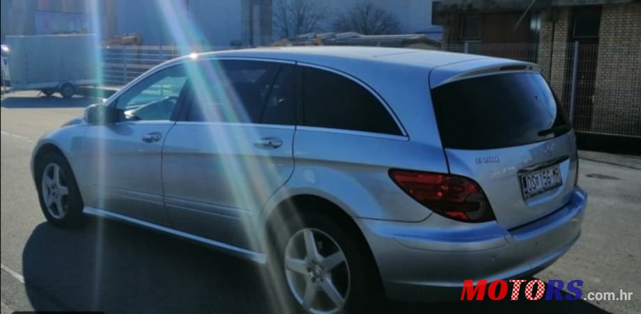 2006' Mercedes-Benz R Klasa 4Matic 500 photo #6