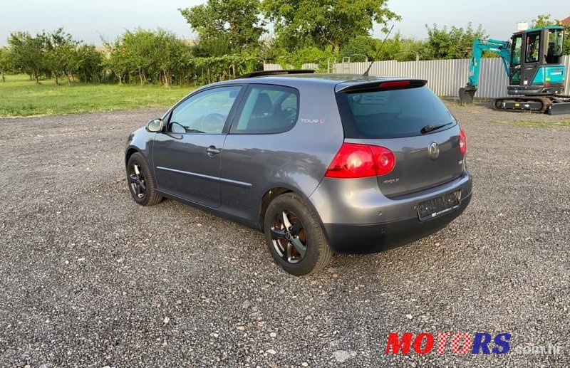 2007' Volkswagen Golf 5 photo #4