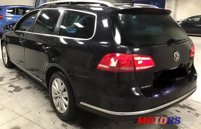 2014' Volkswagen Passat Variant photo #2