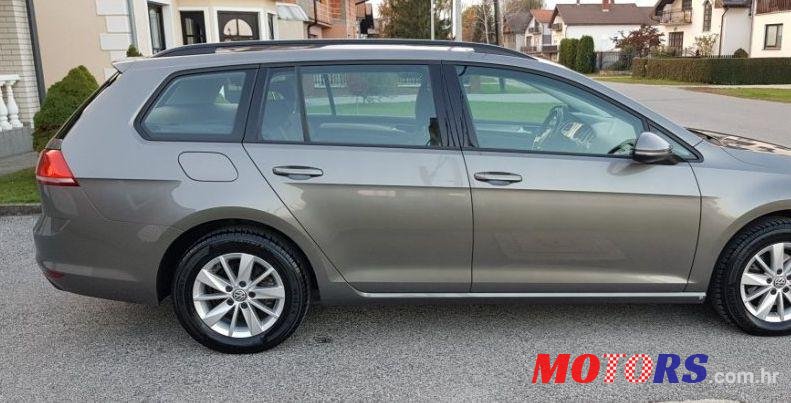 2015' Volkswagen Golf VII Variant photo #1