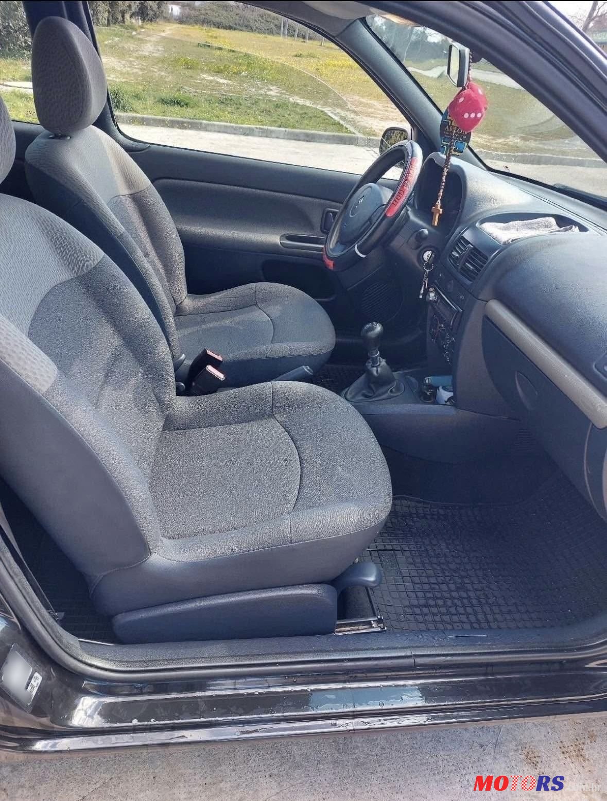 2004' Renault Clio 1,2 photo #3