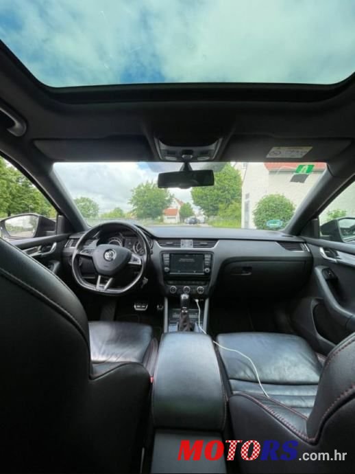 2015' Skoda Octavia Combi photo #6