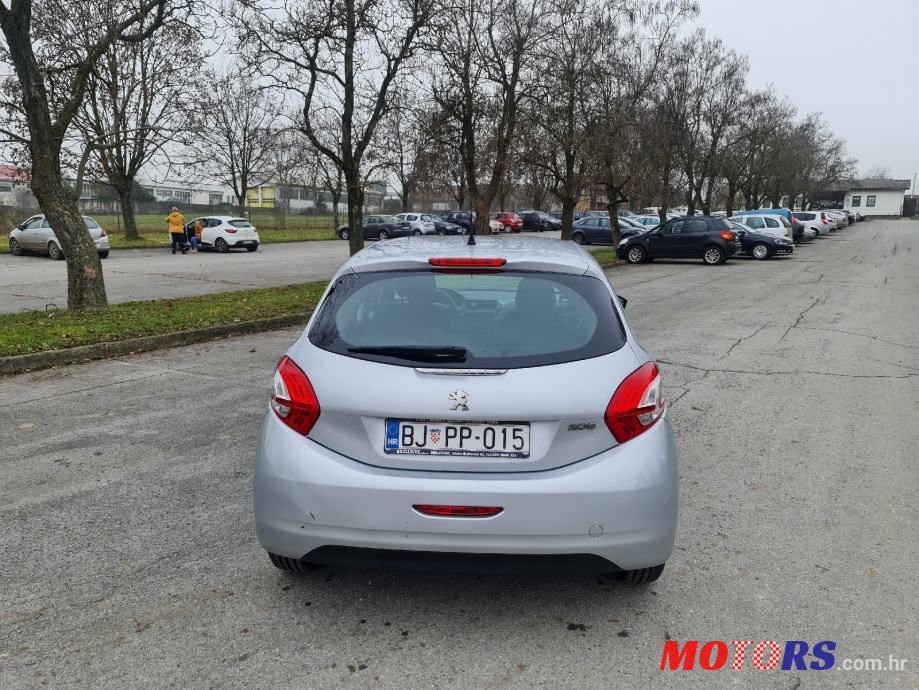 2015' Peugeot 208 1,4 Hdi photo #6